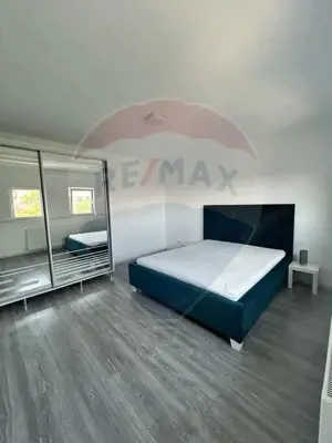 Apartament cu 3 camere in zona Alfa aproape de campusul universitar