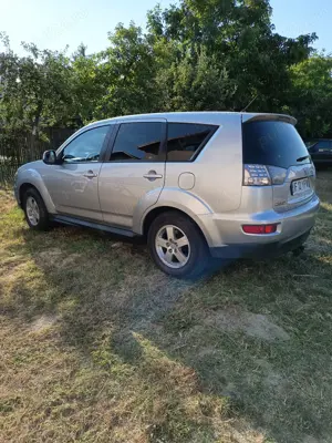 Mitsubishi Outlander 4x4 Manual Diesel 2012 Euro 5  - imagine 3