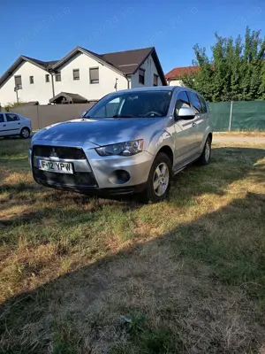 Mitsubishi Outlander 4x4 Manual Diesel 2012 Euro 5