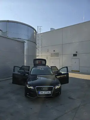 Audi A4 b8  - imagine 2