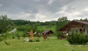 Vând pensiune, casă de vacanță