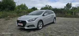 Hyundai I40 1,7crdi 141cp 2016 Euro 6 Clima Navi Pilot Camera Leduri  - imagine 9