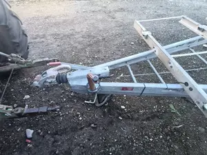 Sașiu remorca auto pentru cuburi sau stupi 1700Kg - imagine 4