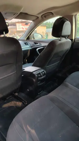 insignia sports tourer - imagine 3