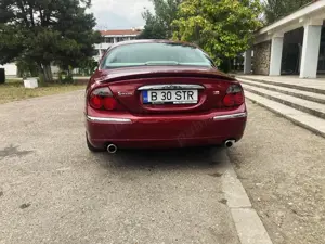 Vând Jaguar S-TYPE R 400hp !!! 4.2 V8 Supercharged !!! 94.000km - imagine 4