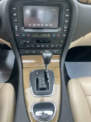 Vând Jaguar S-TYPE R 400hp !!! 4.2 V8 Supercharged !!! 94.000km - imagine 7