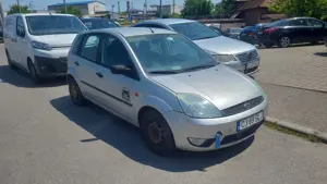 Dezmembrez Ford Fiesta 2003 1242 benzina 51kw ac