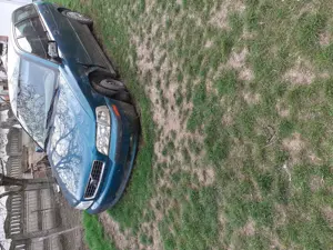 Dezmembrez Volvo v40 1.9 diesel