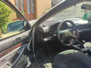 Audi A4B5, 1995, 1.8i motor ADR, manuala, 125cp, 340 de mii de km - imagine 4