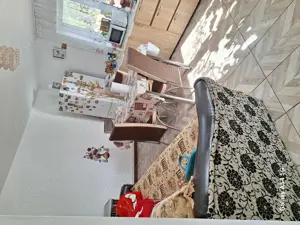 Casa de vanzare - imagine 2 Casa de vanzare - imagine 2