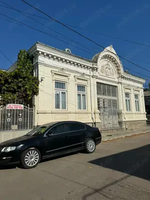 Casă de vânzare zona centrală