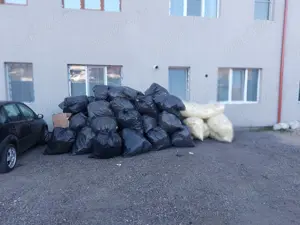 Vând vata minerala la preț avantajos! - imagine 4