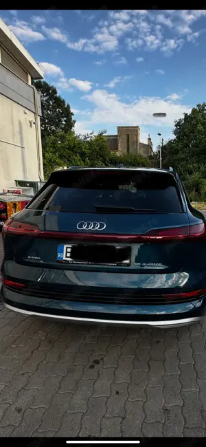 Vand Audi etron quattro 55 - imagine 2