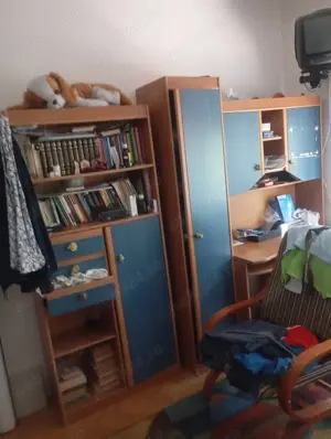 Persoană fizică vând apartament cu 3 camere decomandate zona Alexandru cel Bun etajul 2 10  - imagine 2