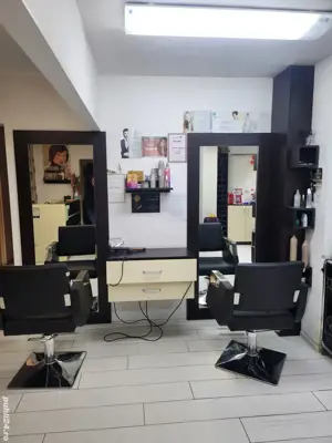 închiriez post de coafor ,frizerie si manichiura - imagine 2