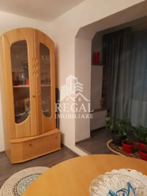 Apartament 3 camere in zona Micro 7( la intersectie cu str. Pinilor) - imagine 8
