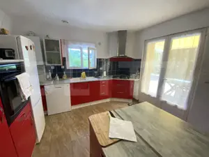 Casa familiala, suprafata de 133 mp, cu gradina de 4700 mp - imagine 4