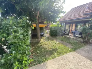 Casa familiala, suprafata de 133 mp, cu gradina de 4700 mp - imagine 2