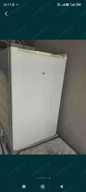 Frigider mic cu congelator