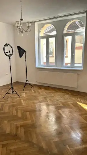 Apartament 4 camere, decomandate, zona Patria