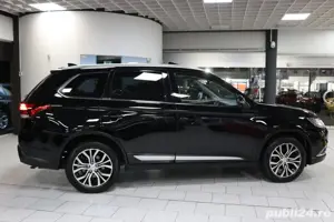 Mitsubishi Outlander  - imagine 6
