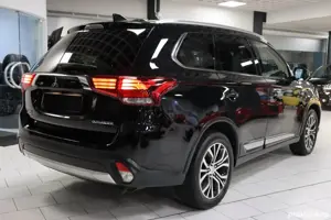 Mitsubishi Outlander  - imagine 9