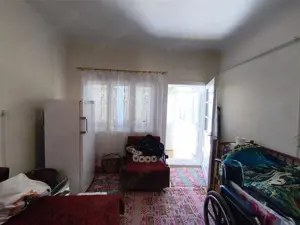 Casa pe un nivel renovata,curte individuala teren 780mp - imagine 13