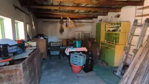 Casa pe un nivel renovata,curte individuala teren 780mp - imagine 17