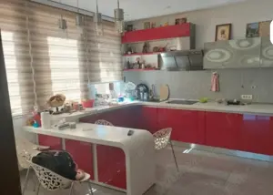 Vand vila in zona Piata Progresu - Sos Giurgiului - imagine 2