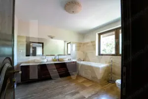 Vila exclusivista cu piscina si panorama de vis Cisnadioara - imagine 18