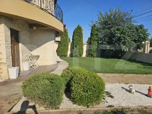 Acasă, în spatele parcului: casă inteligentă cu birou, terase și infrastructură  - imagine 5