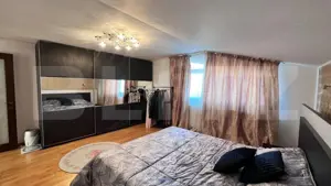 Acasă, în spatele parcului: casă inteligentă cu birou, terase și infrastructură  - imagine 11