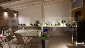 Acasă, în spatele parcului: casă inteligentă cu birou, terase și infrastructură  - imagine 2