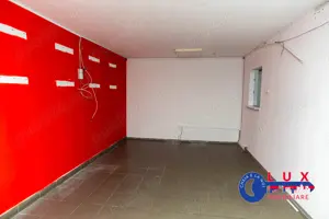 ID 8256 DE ÎNCHIRIAT   Spațiu comercial - Cartier Vest