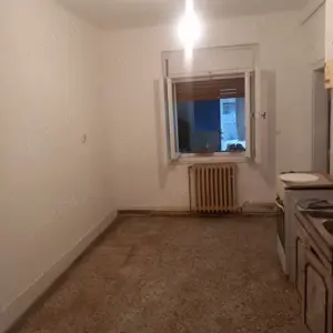 Apartamente cu 3 camere de vanzare , Strada Gheorghe Baritiu la casa in asociatie , 59.500 euro neg. - imagine 8