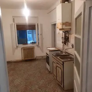 Apartamente cu 3 camere de vanzare , Strada Gheorghe Baritiu la casa in asociatie , 59.500 euro neg. - imagine 7