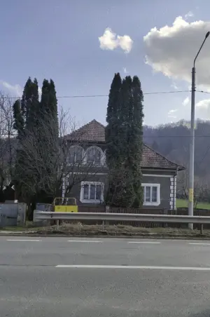 Casa si teren de vanzare, direct proprietar, intrare Bucsoaia, Suceava