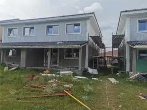 Duplex in constructie -  zona excelenta - toate utilitatile - posibilitate alegere finisaje - imagine 3