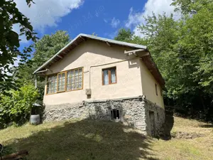 Casă situată într-o zonă superbă