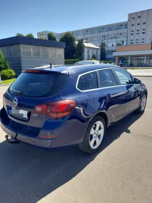 Opel Astra j 1.7diesel an 2012 - imagine 2