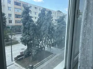 De Vânzare Apartament cu 2 camere 60.000 euro negociabil!  - imagine 2