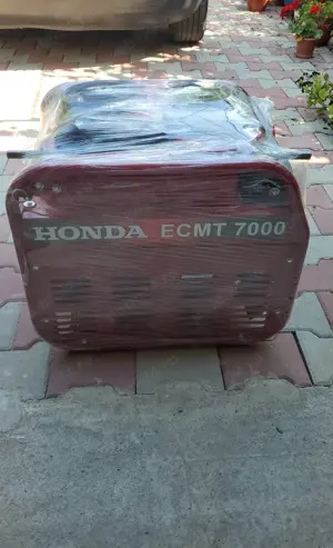 Generator Honda ECMT 7000   7 kVA   motor GX390, nou!