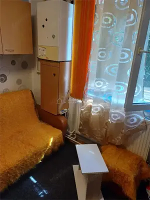 Camera-  de inchiriat - Tractorul