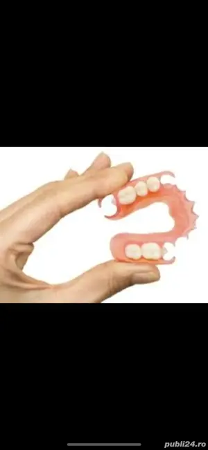 Proteza elastica din acrilat printat