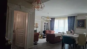 vand apartament tip Penthouse