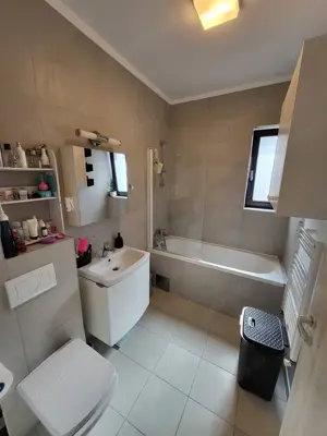 Apartament 2 camere. Etaj 1. Complet mobilat. Braytim. Asfalt. - imagine 12