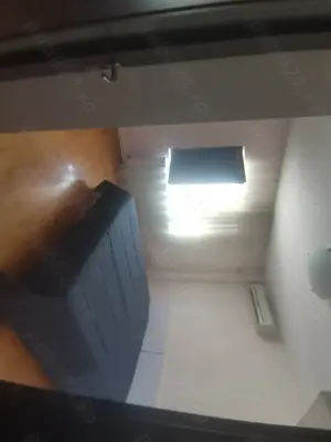 Vand apartament ultracentral, 4 camere, 2 bai, 2 balcoane, centrala proprie noua, mobilat - imagine 4