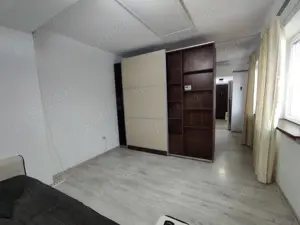 Garsoniera de inchiriat Tiglina 1 zona Tribunal - imagine 6