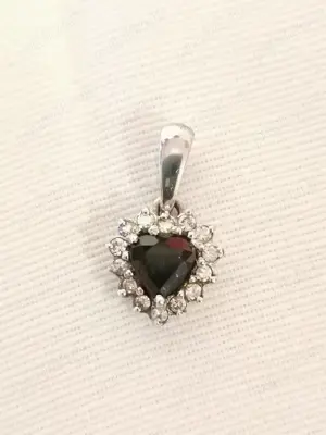 Vand pandant cu safir albastru 1,09ct si diamante NOU