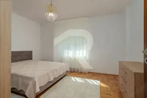 Vilă de vânzare în Bușteni – 8 dormitoare, vedere directă spre Crucea Caraiman! - imagine 20